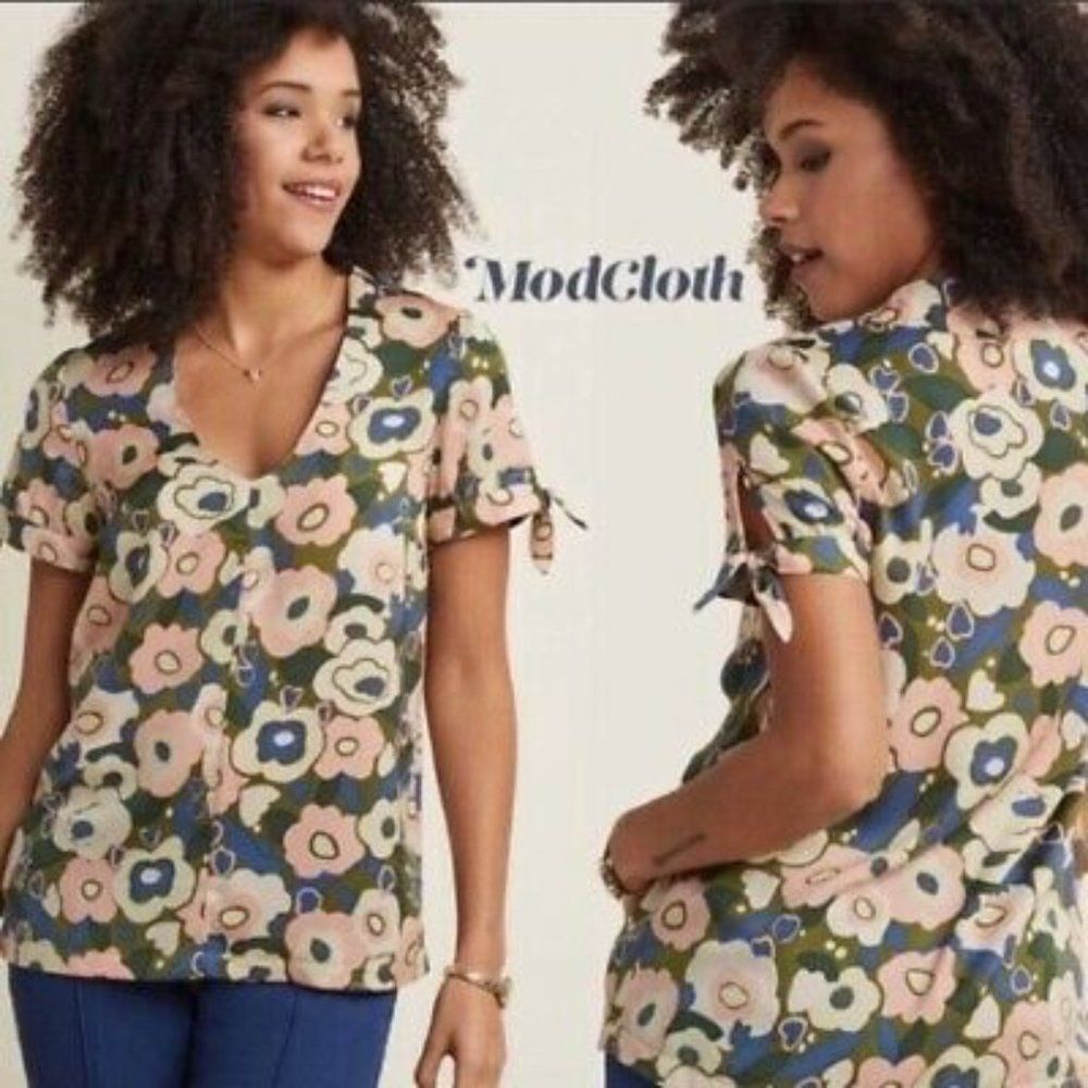 ModCloth Floral Tie Sleeve Short Sleeve Blouse